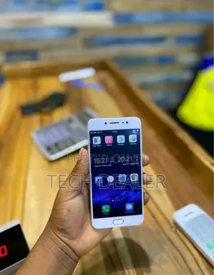 Vivo X7 Plus 64 GB Gold