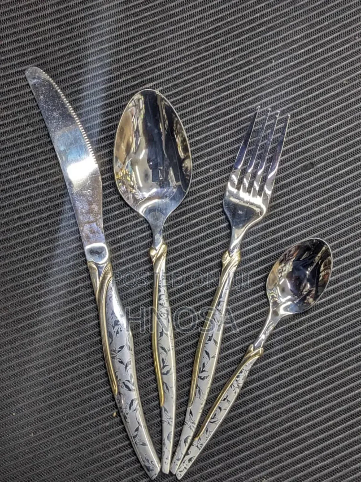 Vijiko Silver Na Gold