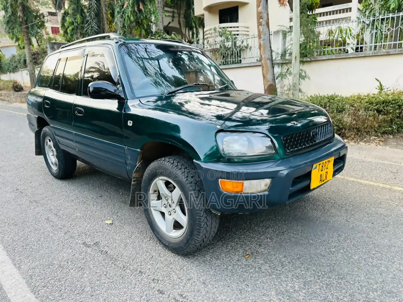 Toyota RAV4 2001 Green