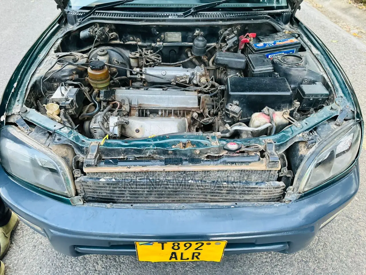Toyota RAV4 2001 Green