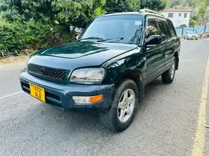 Toyota RAV4 2001 Green