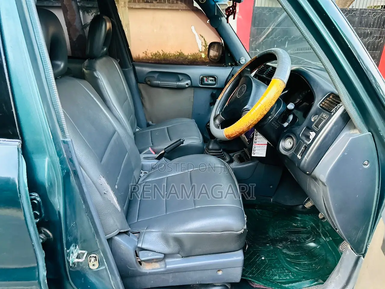 Toyota RAV4 2001 Green