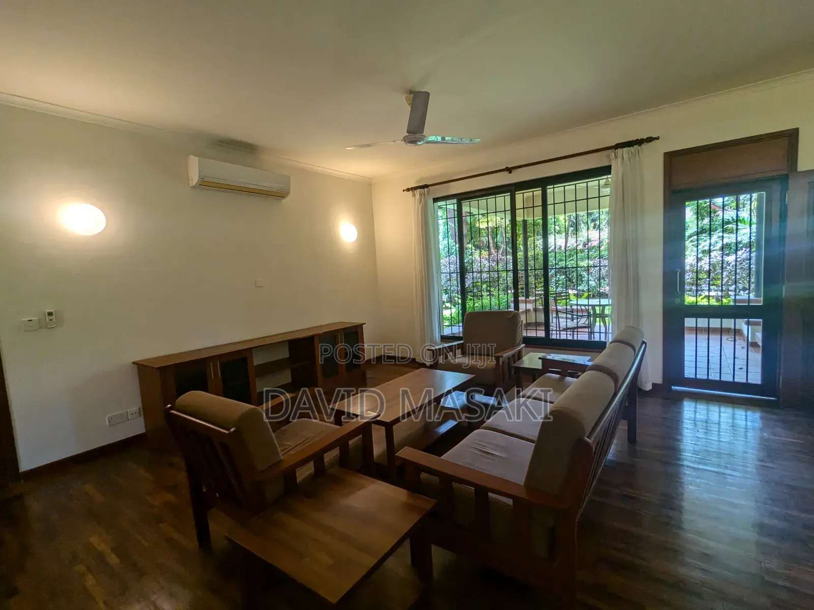 Furnished 3bdrm Bungalow in Villas Oysterbay for rent