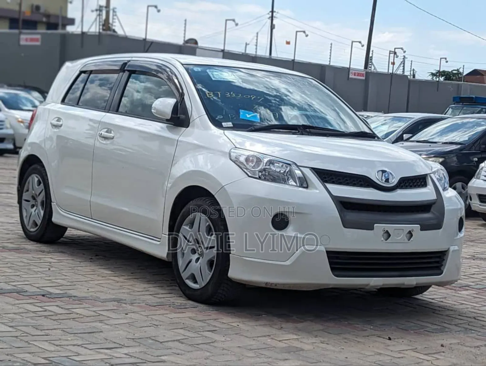Toyota IST 2008 Pearl