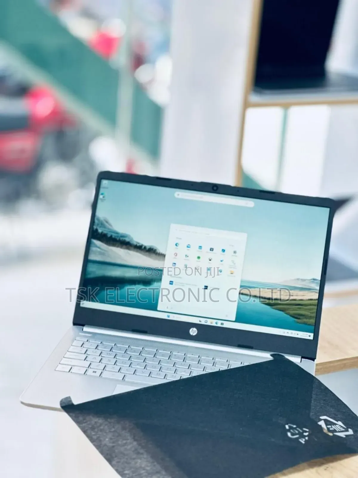New Laptop HP 14S 8GB AMD Ryzen SSD 256GB