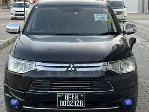 Mitsubishi Outlander 2013 Black