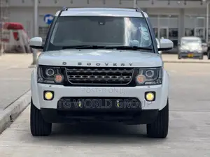 Land Rover Discovery 2015 White
