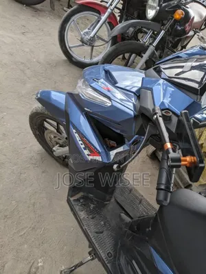 Bajaj Boxer 150 UG 2024 Black