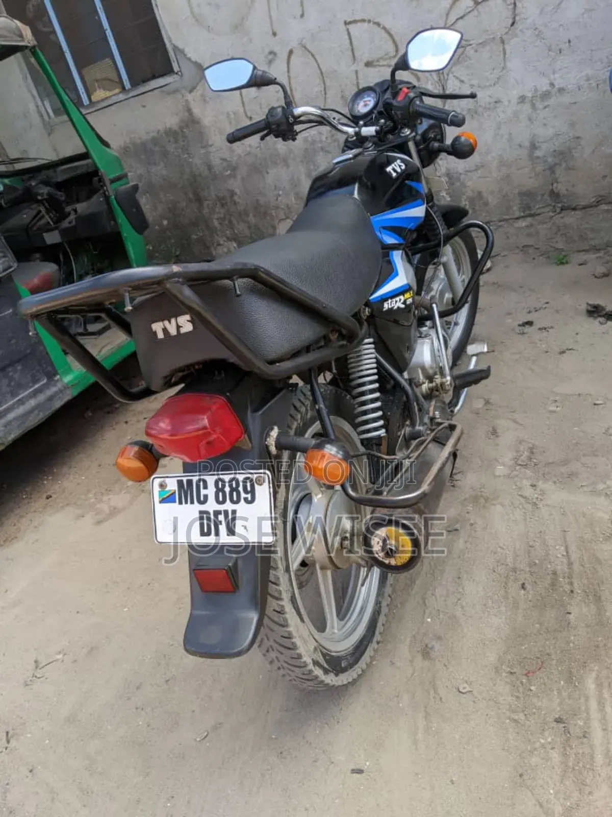 TVS HLX 125 2024 Black