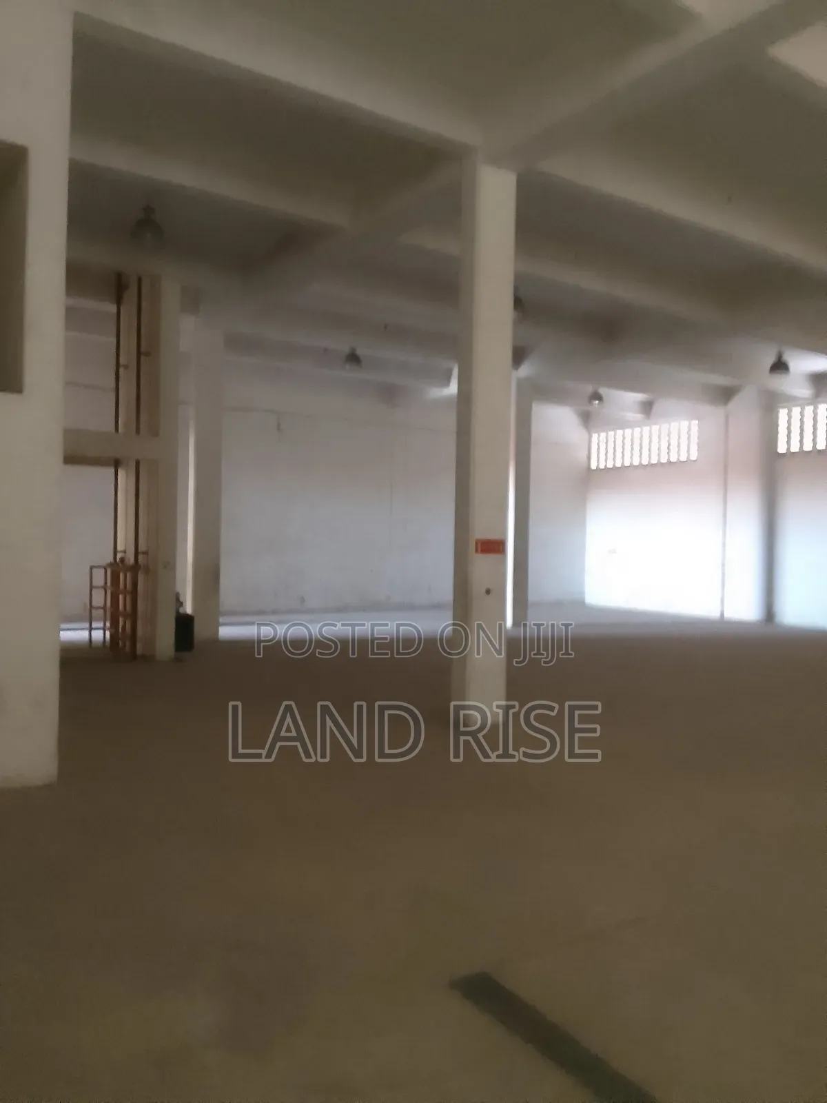800 SQM Warehouse in Chang'ombe