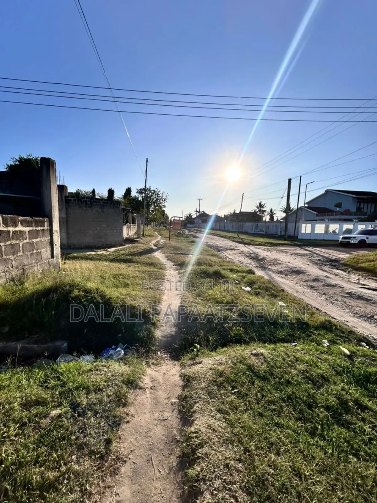 Eneo Lenye Ukubwa Wa SQMT 7325 Linauzwa Lipo Bahari Beach