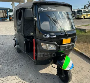 TVS King Cargo 2023 Black