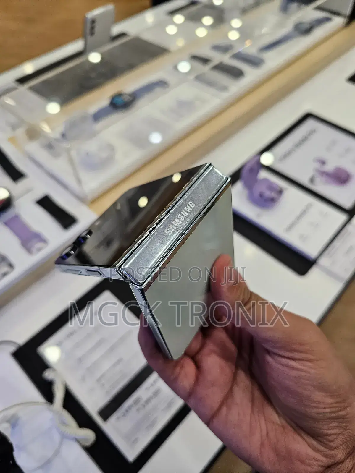 Samsung Galaxy Flip 5 Phone Cases