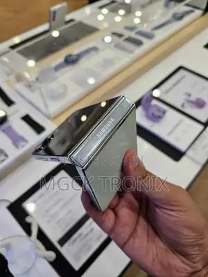 Samsung Galaxy Flip 5 Phone Cases