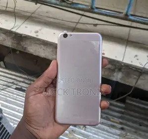 Vivo Y67 32 GB Rose Gold