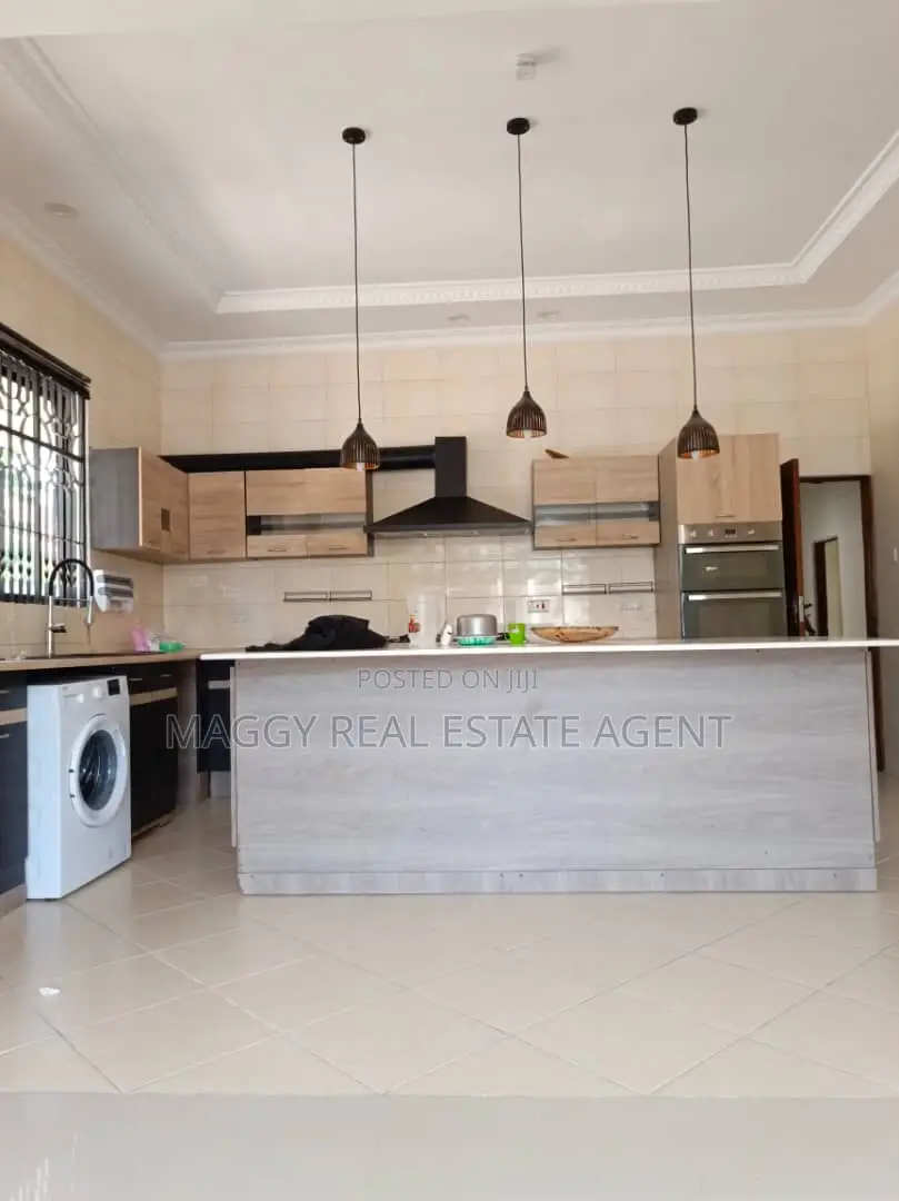 4bdrm House in Bunju Beach for rent