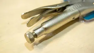 Total Curved Jaw Locking Plier THT191001