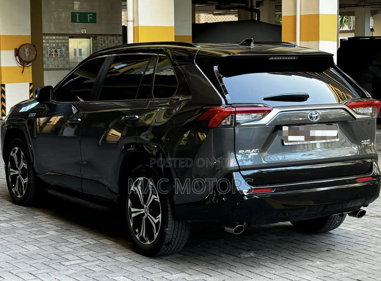 Toyota RAV4 2022 Gray