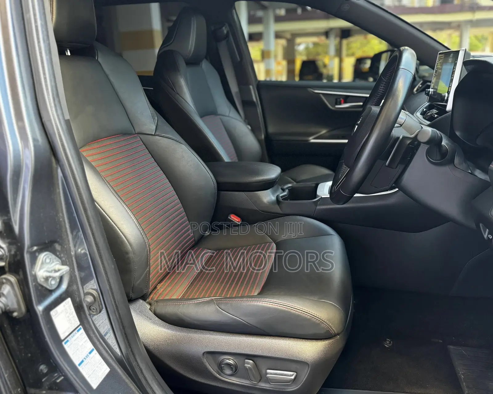 Toyota RAV4 2022 Gray