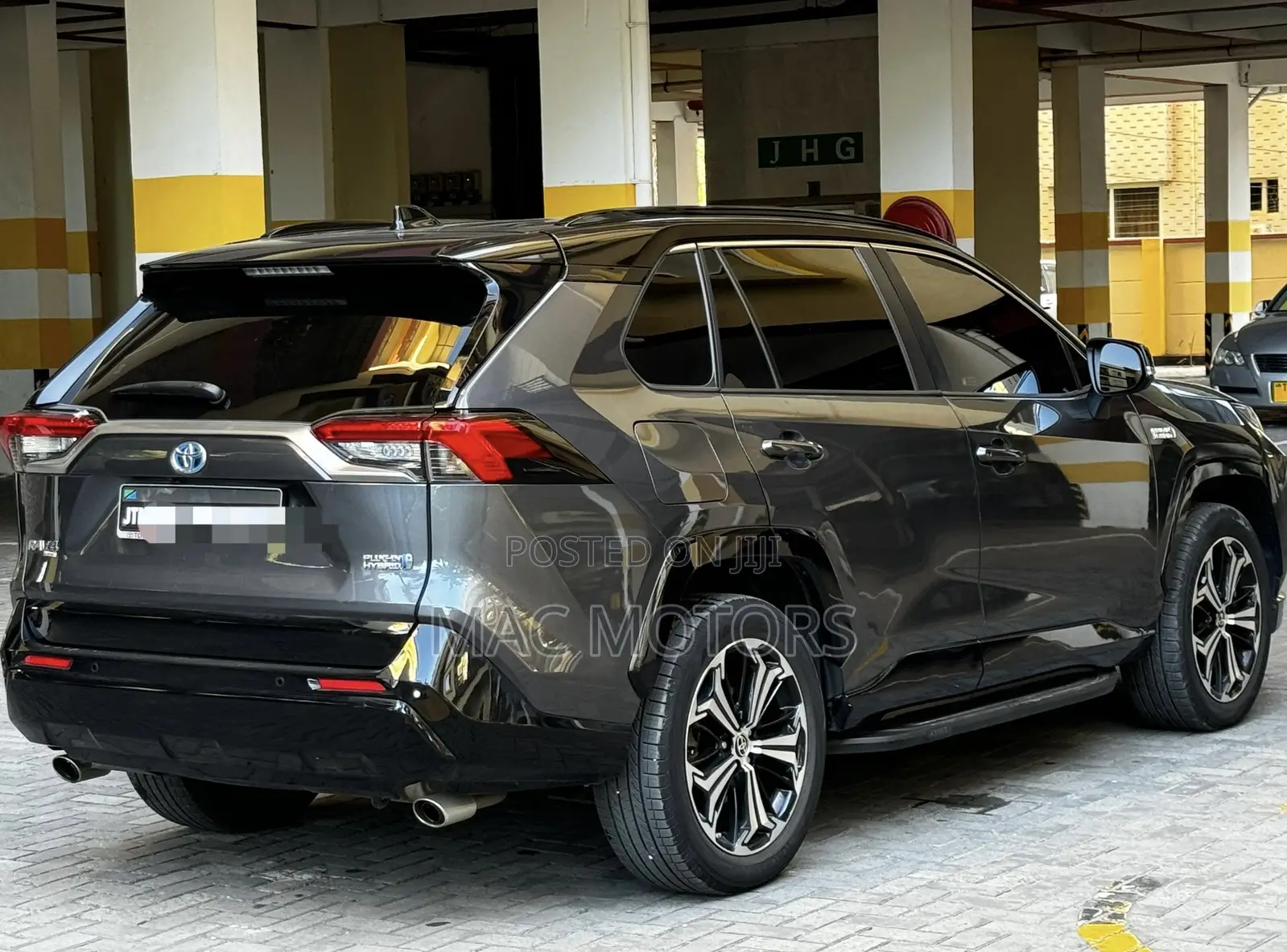 Toyota RAV4 2022 Gray