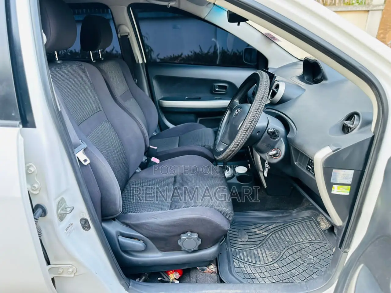 Toyota IST 2005 White