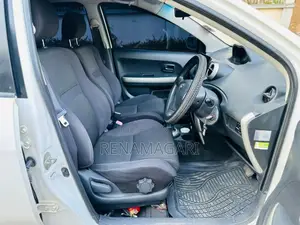 Toyota IST 2005 White