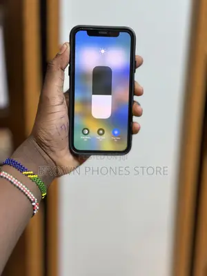 Apple iPhone X 64 GB White
