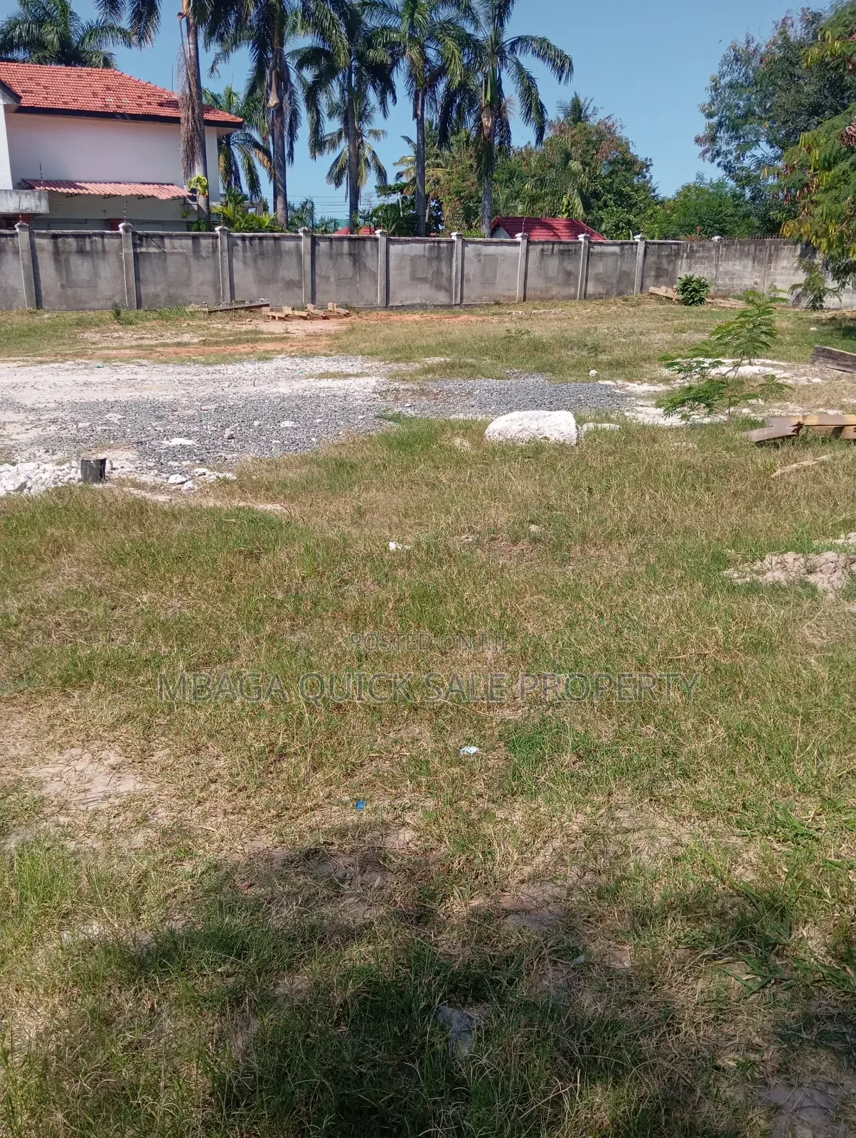 2bdrm House in Mikocheni With Big for rent