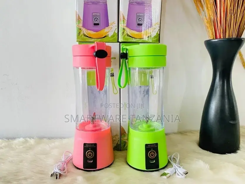 Electric Fruit Mini Juicer Fruit And Vegetable Machine