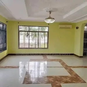 5bdrm House in Ununio Beach, Bunju for rent