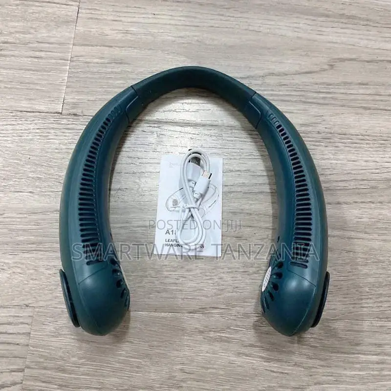Hanging Neck Portable Leafless Rechargeable USB Mini Fan