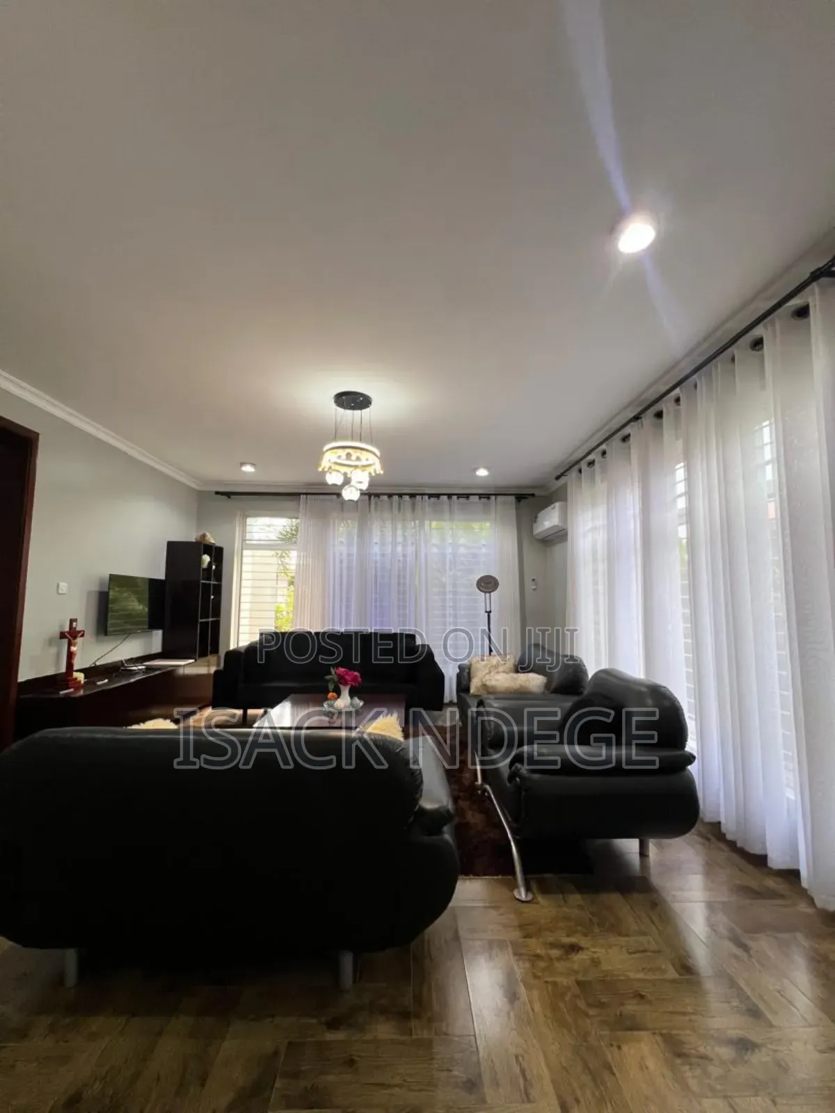 Furnished 8bdrm House in Bahari Beach, Kinondoni for rent