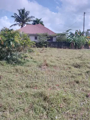 Kiwanja Sqmita 400 Kinauzwa Ml 8 Majohe Viwege.