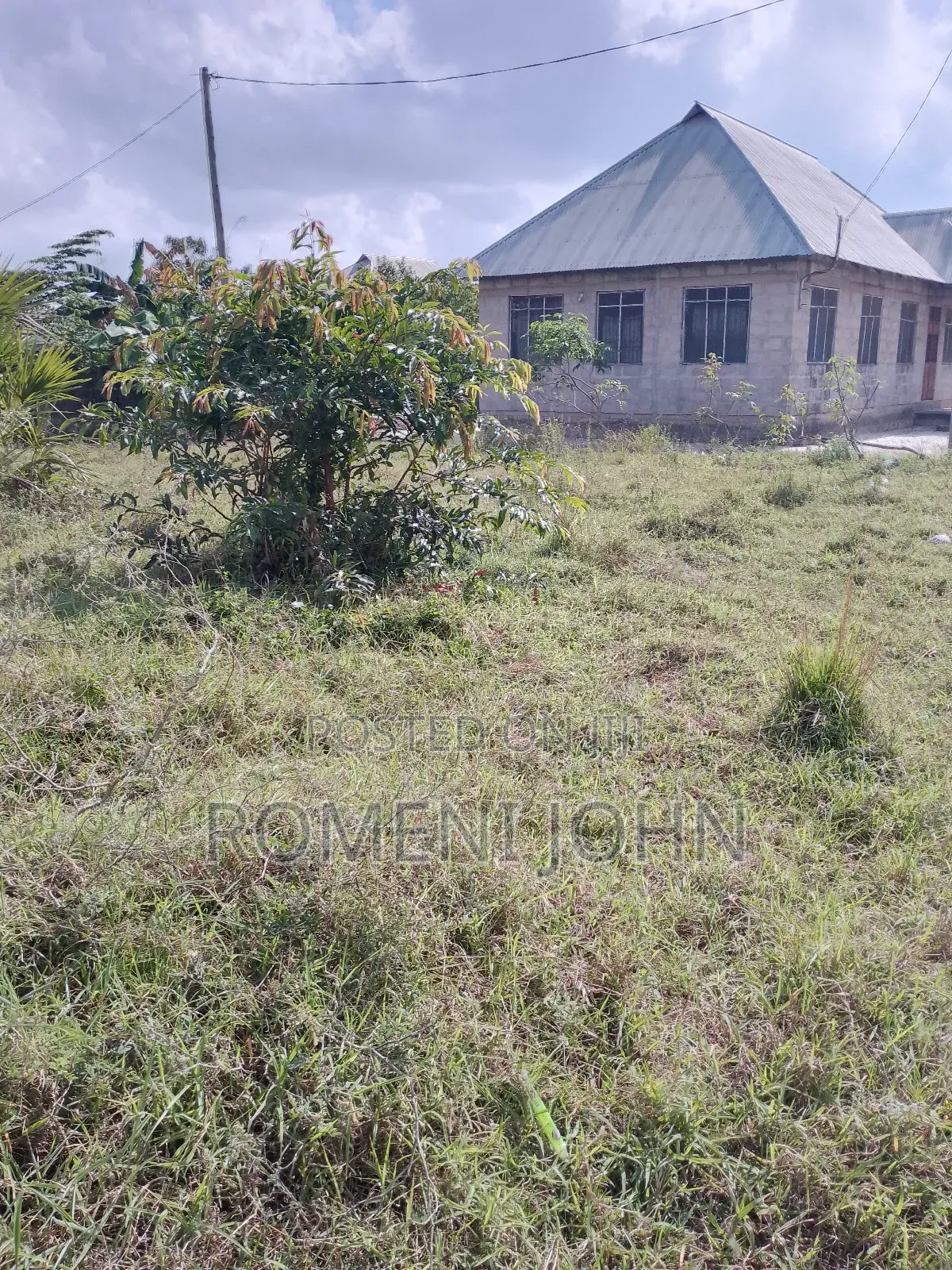 Kiwanja Sqmita 400 Kinauzwa Ml 8 Majohe Viwege.