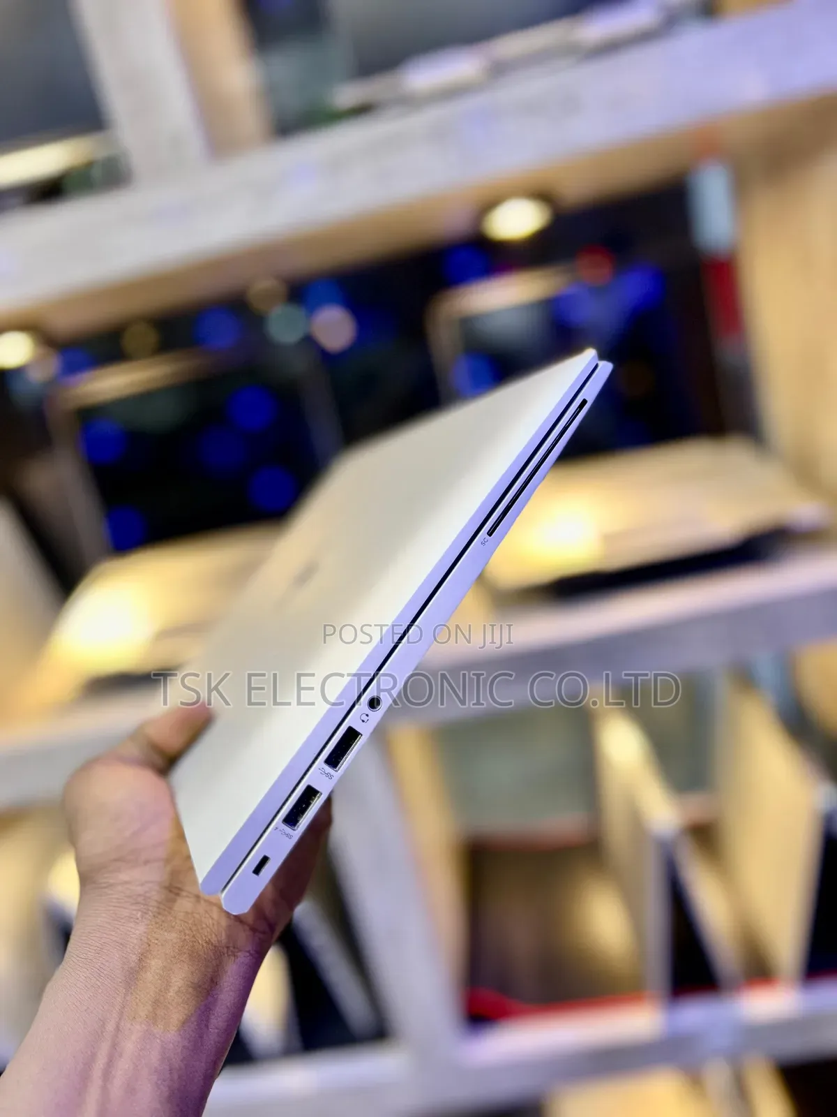 Laptop HP EliteBook 830 G7 8GB Intel Core I7 SSD 256GB
