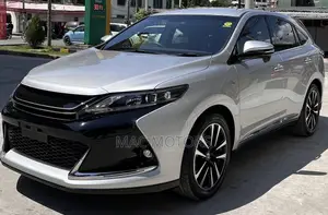Toyota Harrier 2.0 2015 Silver