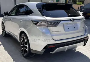 Toyota Harrier 2.0 2015 Silver