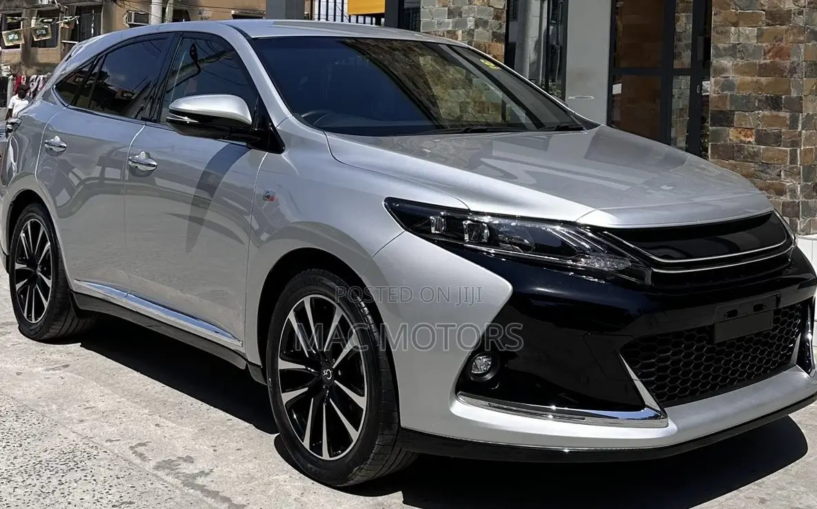Toyota Harrier 2.0 2015 Silver