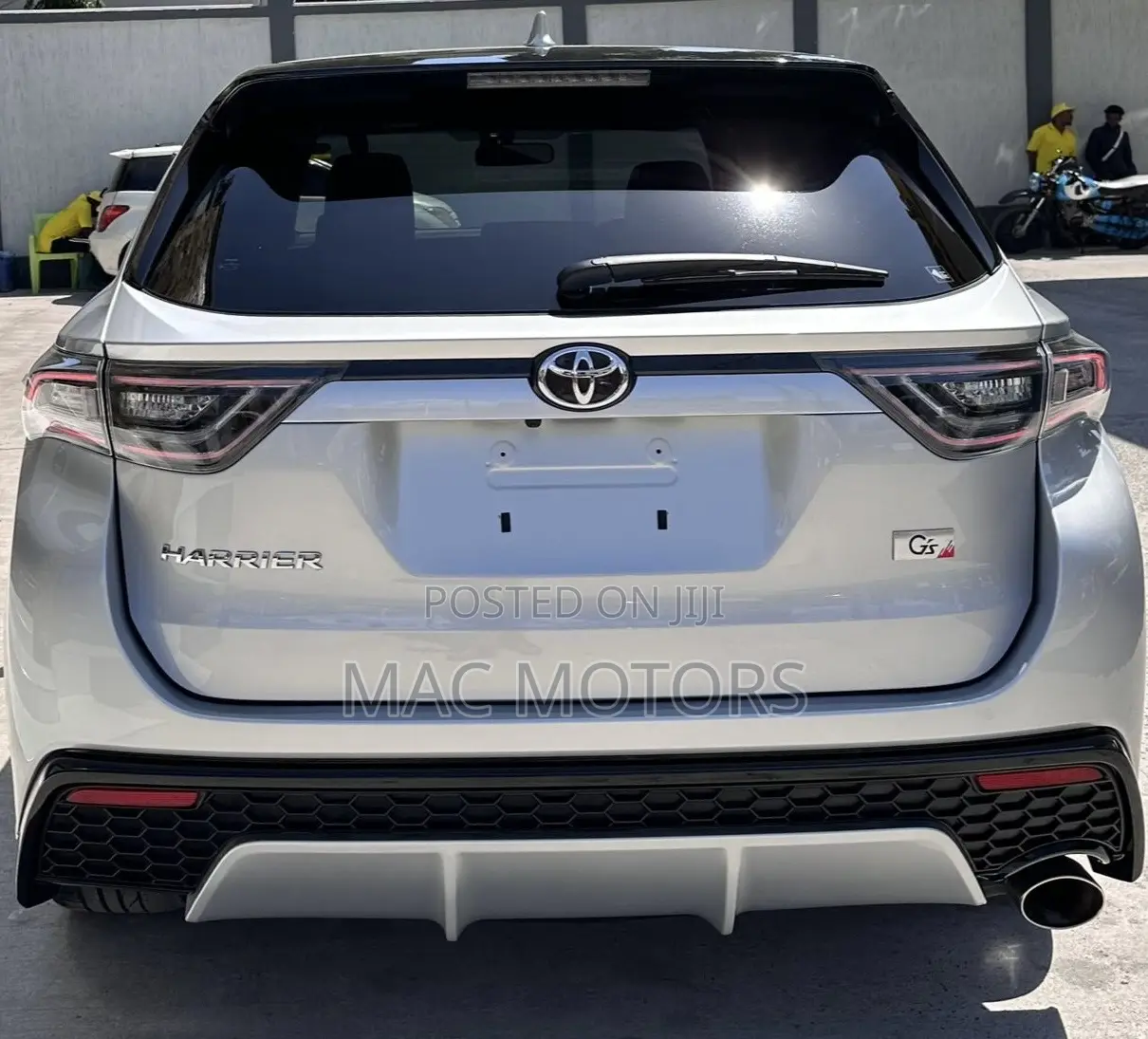 Toyota Harrier 2.0 2015 Silver