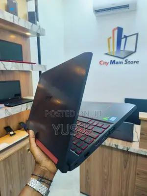 Laptop Acer Nitro 17 16GB Intel Core I7 HDD+SSD 750GB
