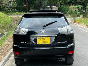Photo - Toyota Harrier 2010 Black