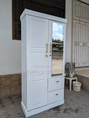 Kabati Milango Mitatu Mapya Rangi Nyeupe