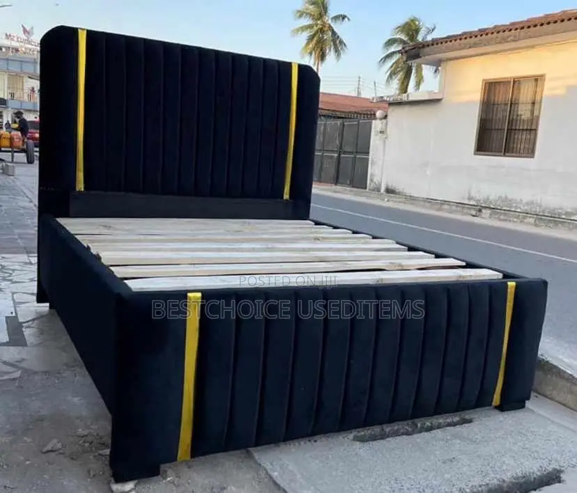 Sofabed 5/6 Rangi Nyeupe Urembo Wa Gold