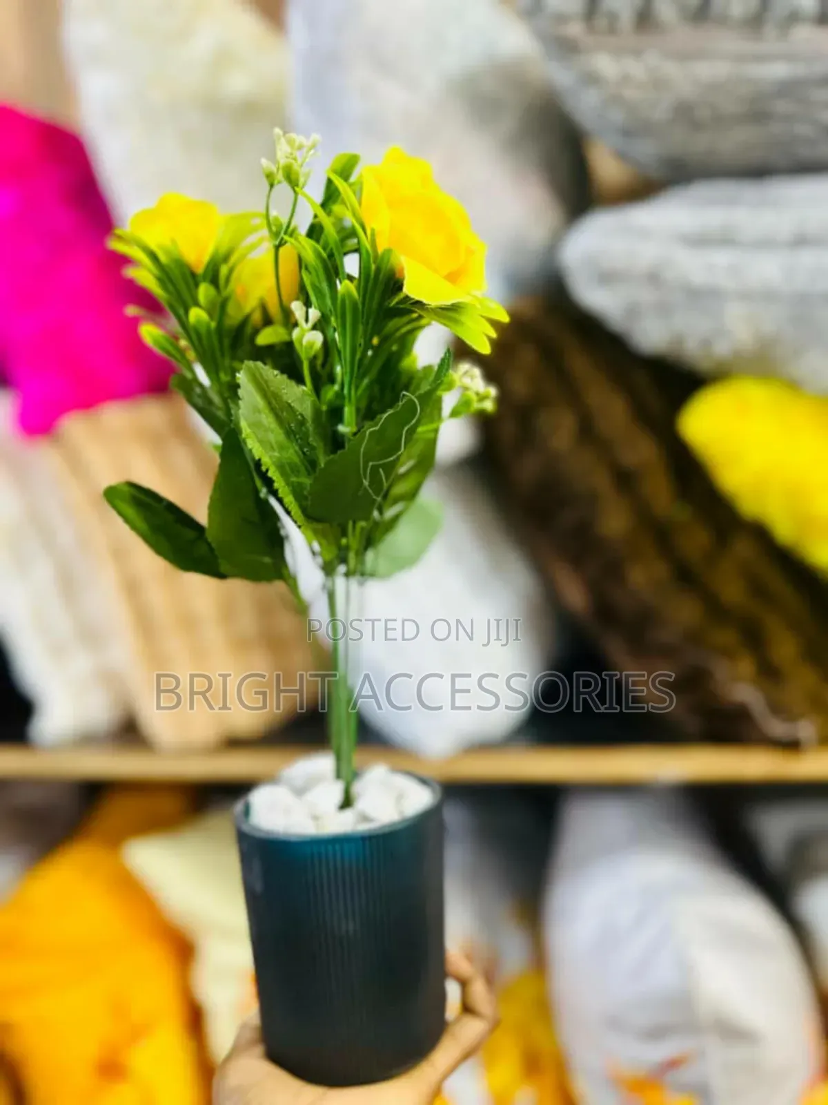 Maua Artificial/ Artificial Flowers