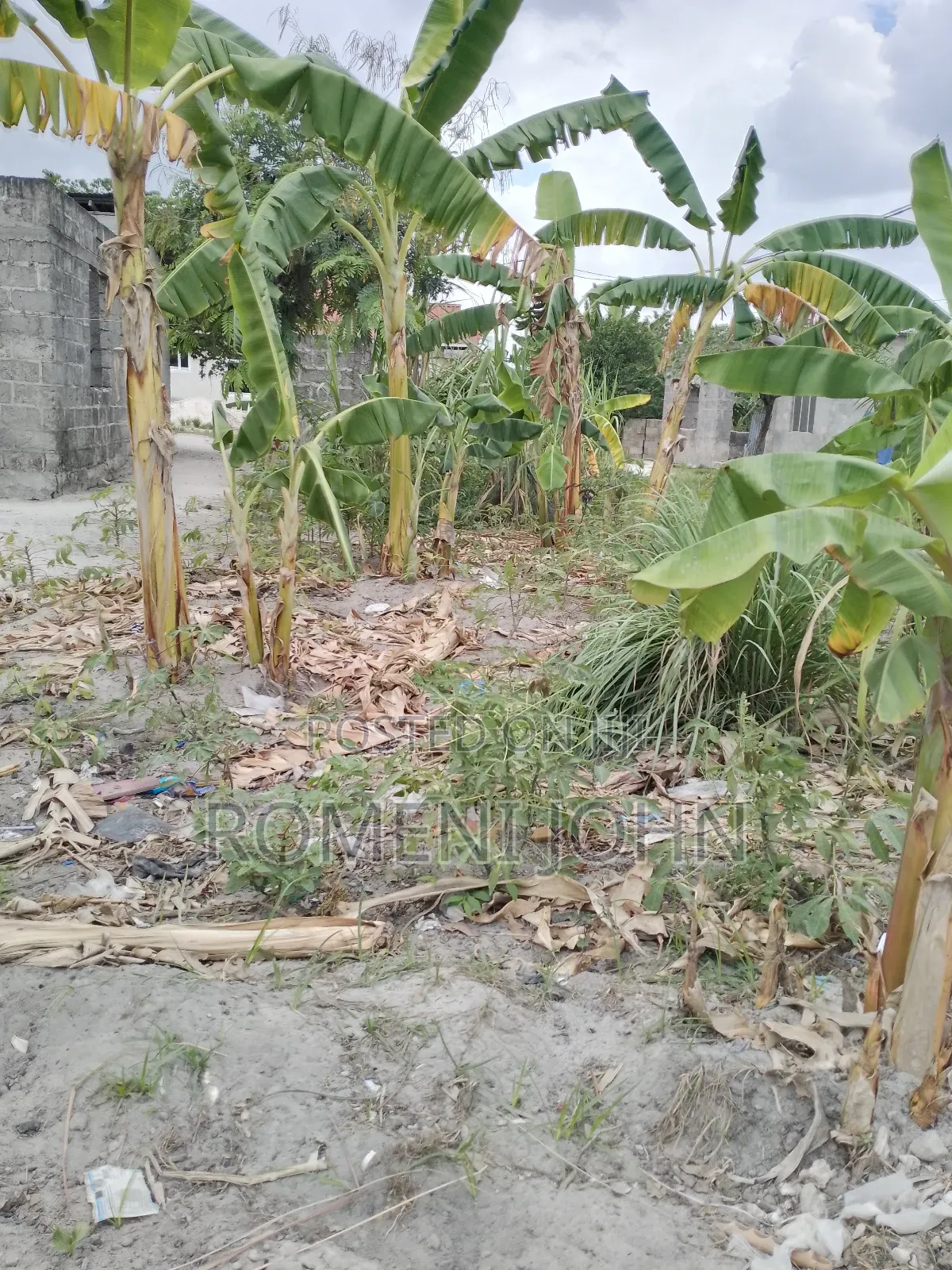 Kiwanja Kinauzwa Milioni 2.5 Majohe Viwege.
