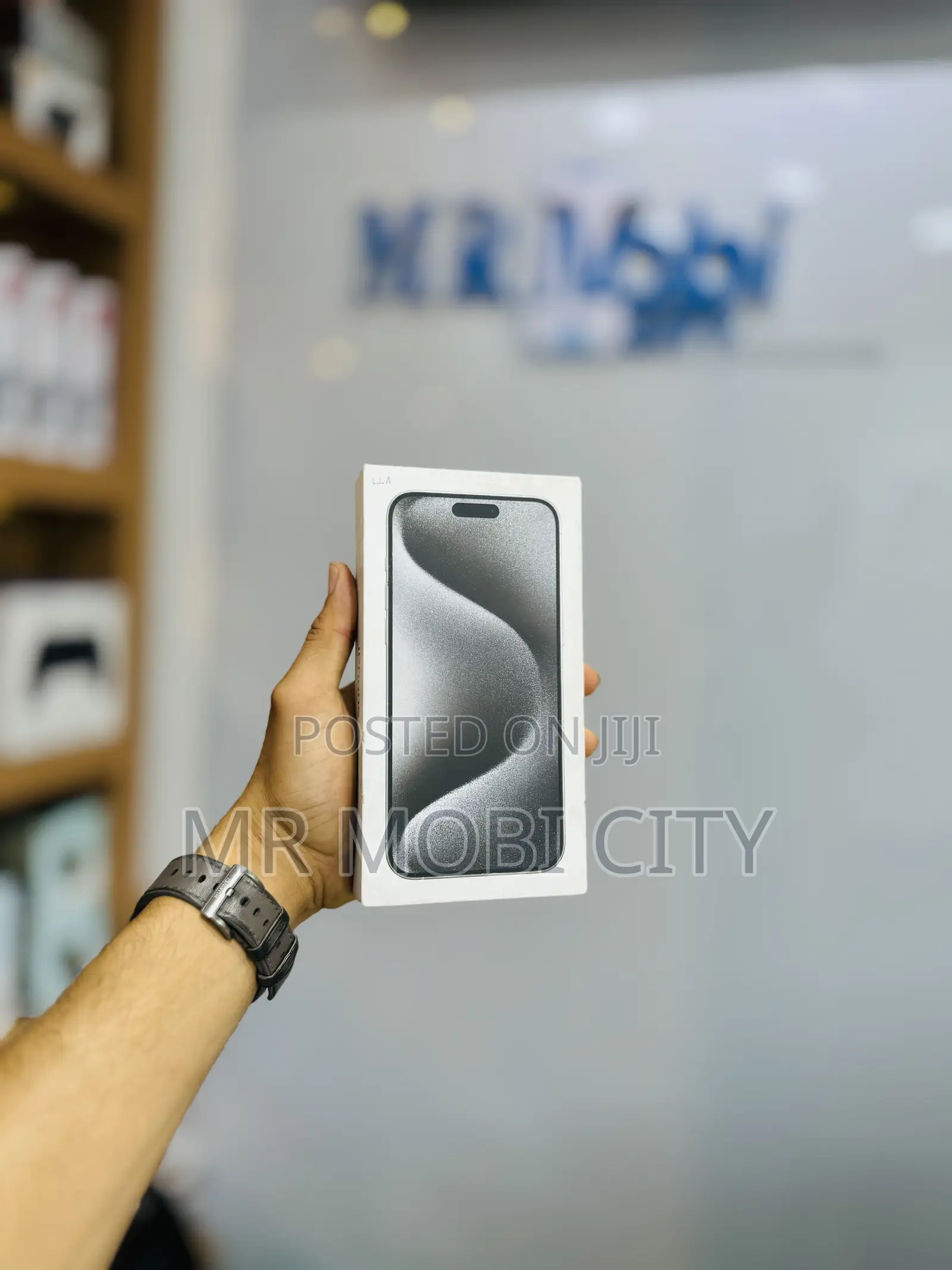New Apple iPhone 15 Pro Max 256 GB White