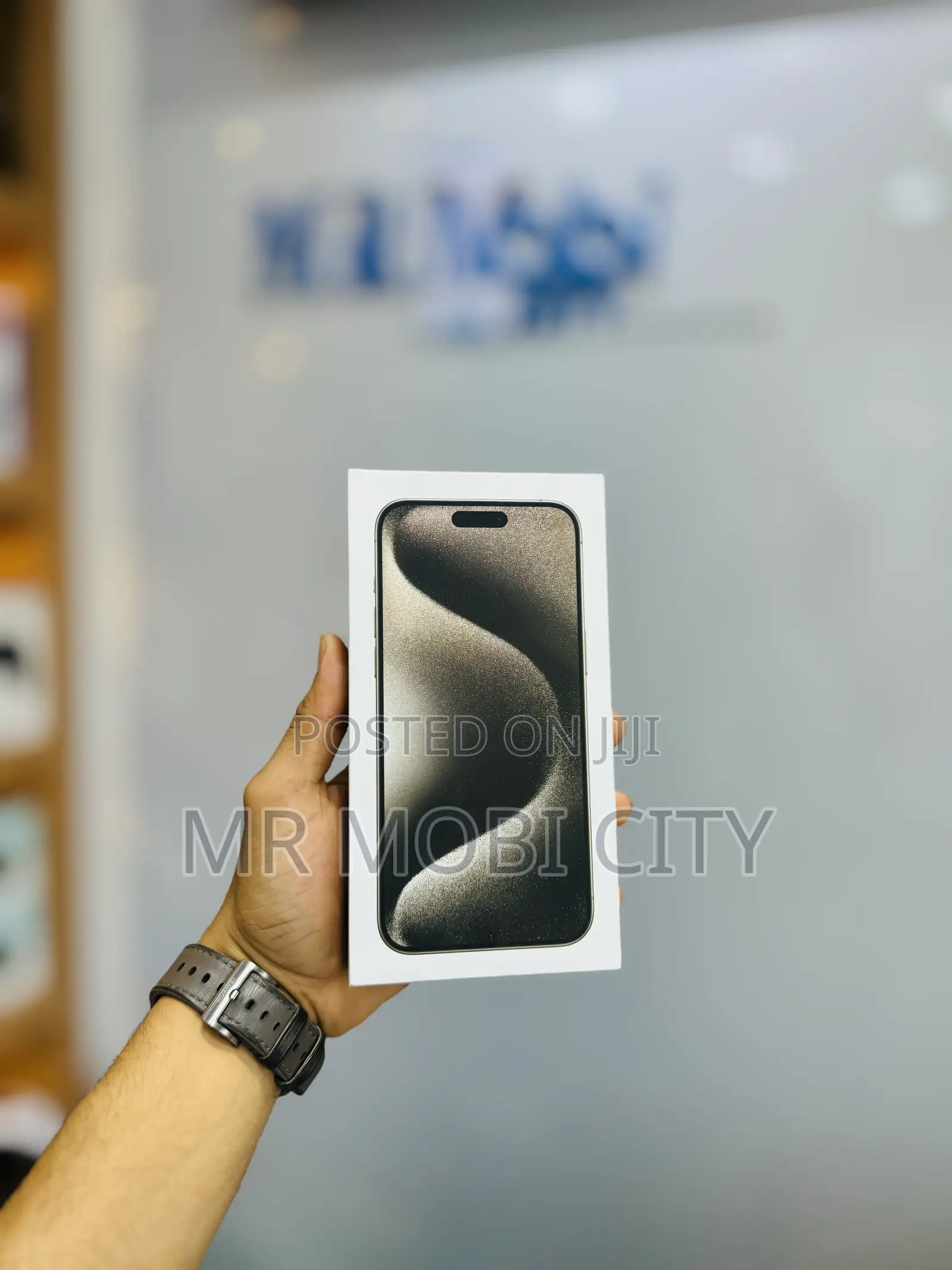 New Apple iPhone 15 Pro Max 256 GB Gray