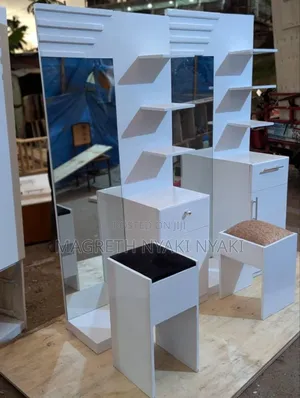 Nauza Dressing Table