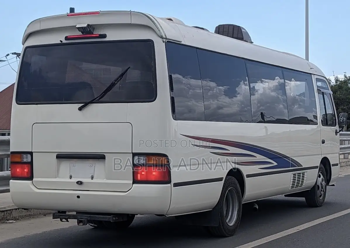 Toyota Coaster 2004 White