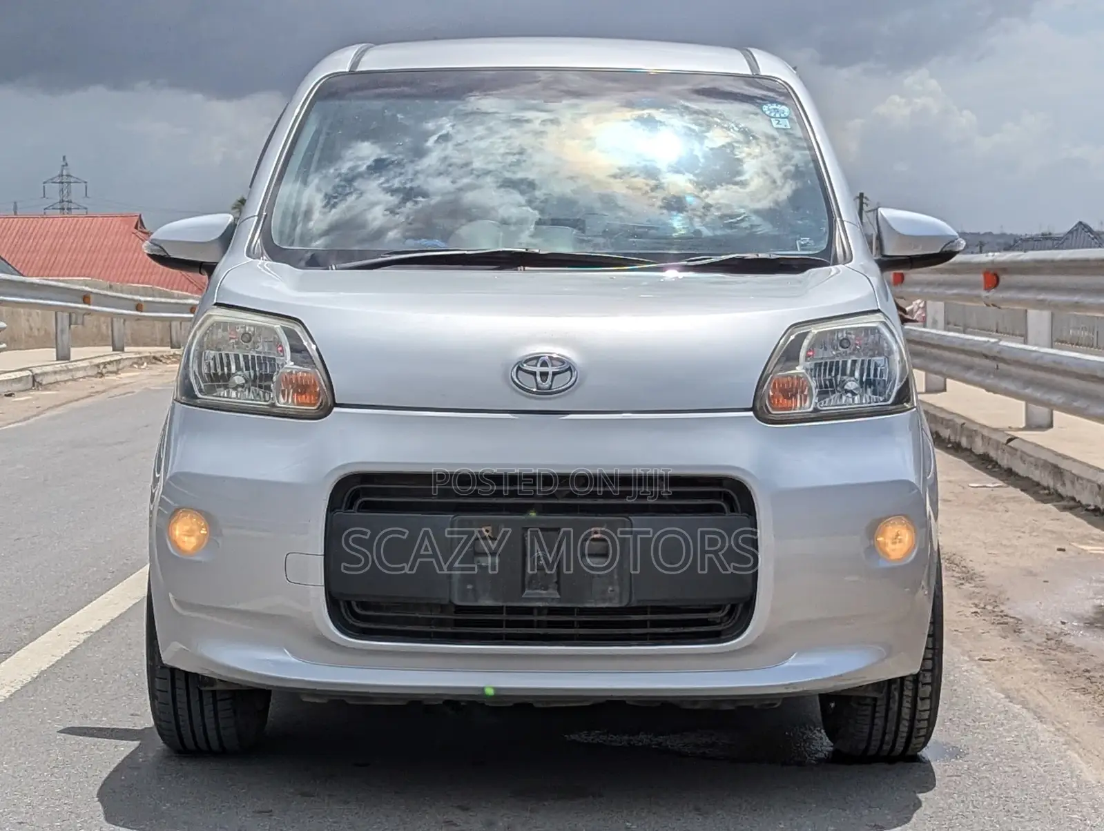 Toyota Porte 2014 Silver